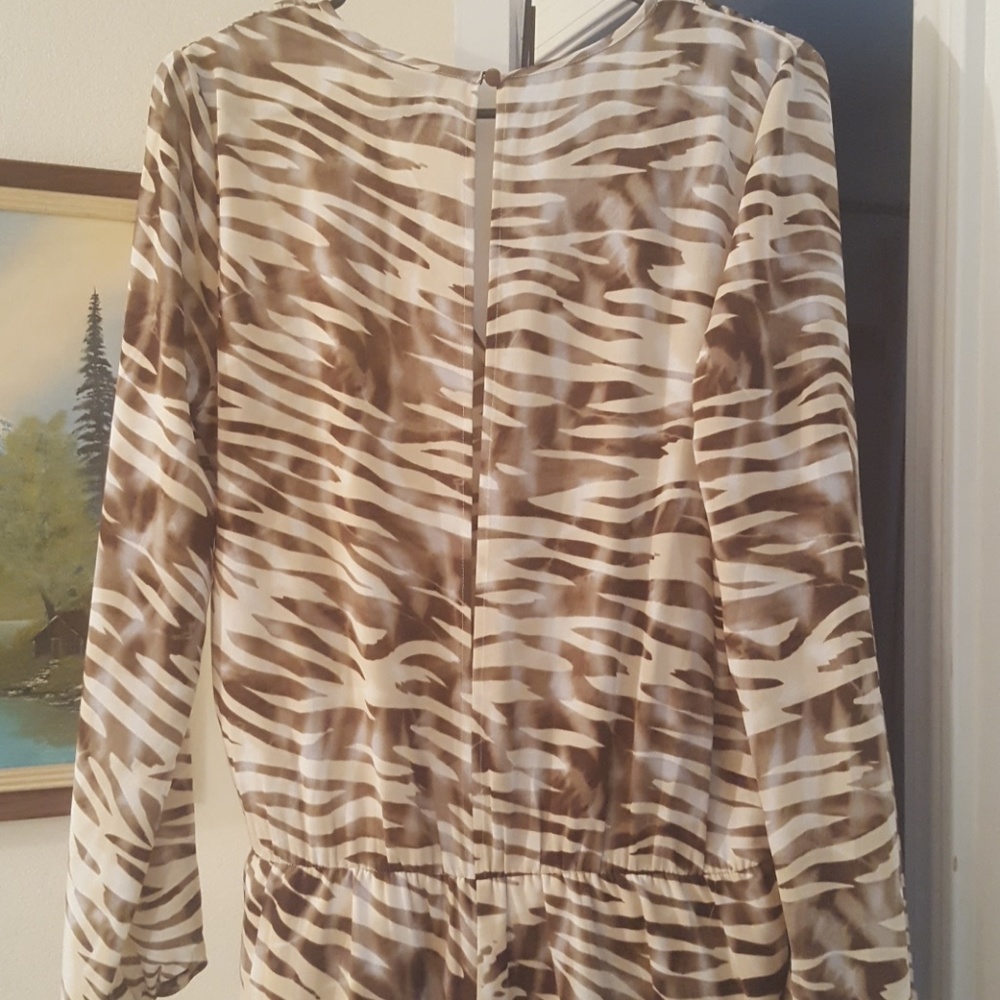 Romper - Picture 3 of 3